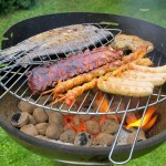 Fisk og kjøtt på grill